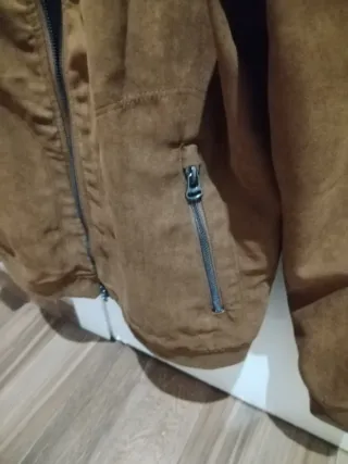 Cazadora Pull and Bear Marrón