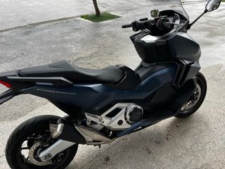 Honda Forza 750 Impecable