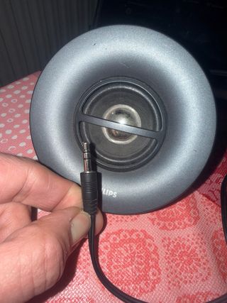Altavoces Philips pequeños