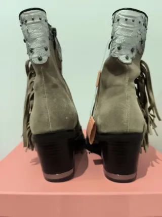 Botines Alma en Pena Beige y Blanco