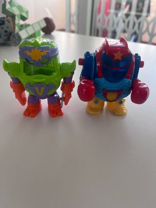 Superthings Serie 7 Robots