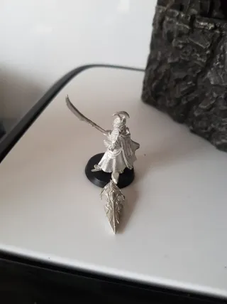 Figuras Elfos Warhammer ESDLA