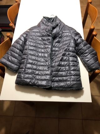 Piumino grigio con pellicciotto