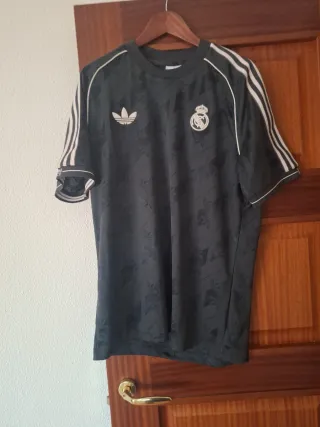Camiseta Real Madrid Adidas Negra 2025