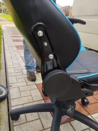 Silla Gamer Talius Negra y Azul