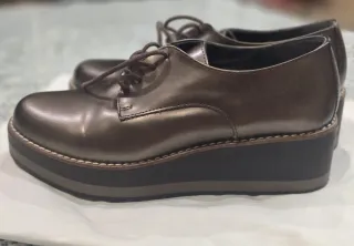 Zapatos de piel metalizados