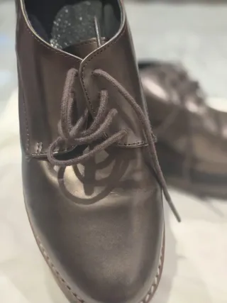 Zapatos de piel metalizados