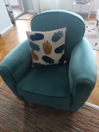 Butaca de terciopelo color verde azulado