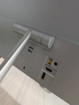 Monitor Lenovo 24" QuadHD