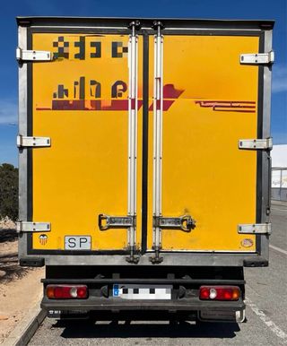 Nissan Cabstar Isotermo