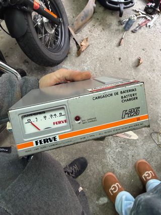 Cargador Baterías Ferve F-25 Clásico