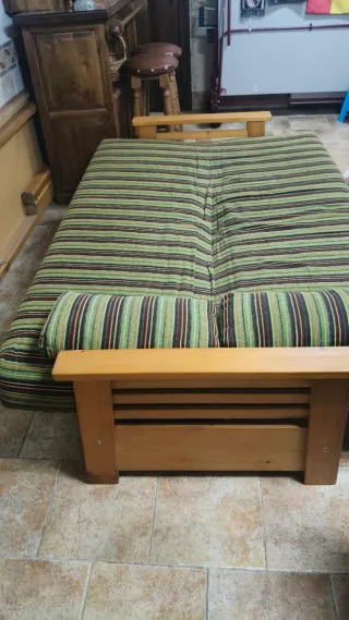 Sofá Cama Madera y Tela