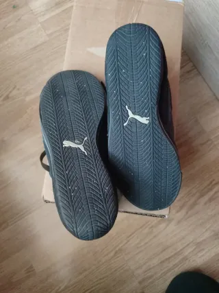 Zapatillas Puma altas talla 36 negras.