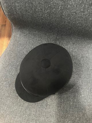 Casco de equitación negro gamuza
