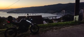 VOGE 125R con soporte de baúl