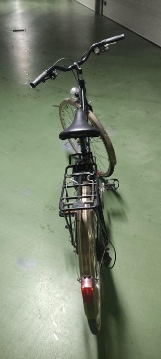 Bicicleta de paseo Peugeot negra