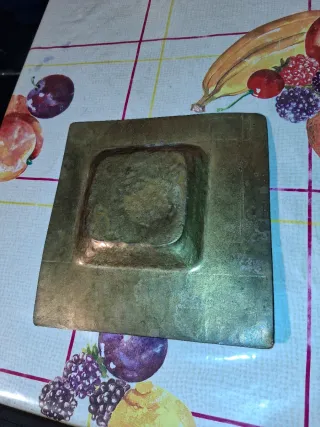 Portacenere in ottone