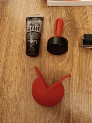 Kit intaglio timbri e stampa. Aperto e mai usato!