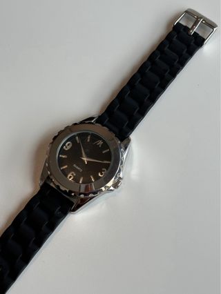 Reloj Marea Deportivo Negro y Plateado