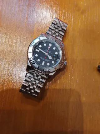 Lotto 2 orologi: automatico e quarzo