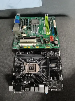 Placa Base Gigabyte hay 1 rota todo 5$