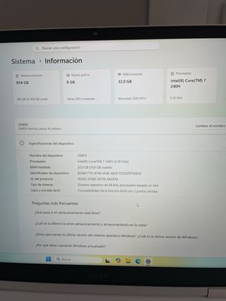 HP Omen 16 Laptop Bianco