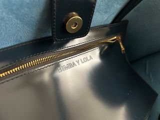 Bolso shopper charol azul marino BIMBA Y LOLA