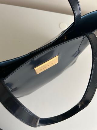 Bolso shopper charol azul marino BIMBA Y LOLA