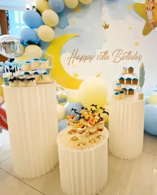 Alquiler Arco y Pedestales Decoración