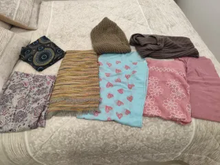 Lote 8 pañuelos varios estampados