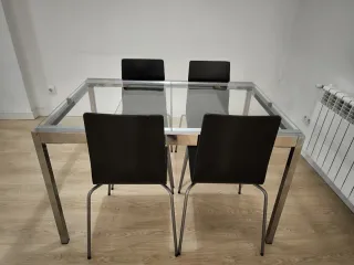 Mesa Comedor Cristal Extensible Plata + 4 sillas