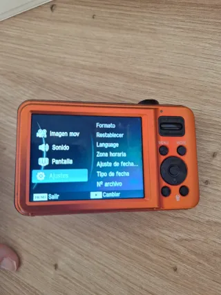 Cámara Samsung ES75 Naranja 14.2 MP