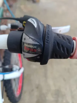 Bicicleta BTB Speed 200