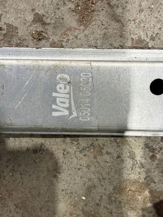 Elevalunas Delantero Izquierdo Seat Ibiza 6K 5P