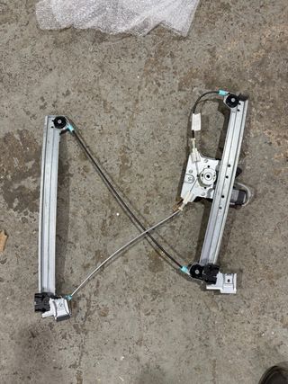 Elevalunas Delantero Izquierdo Seat Ibiza 6K 5P