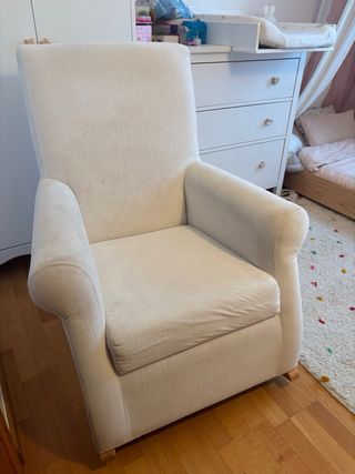 Butaca Mecedora Banak Importa Beige