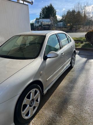 SEAT Leon 2004