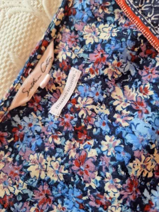 Blusa El Corte Inglés floral azul