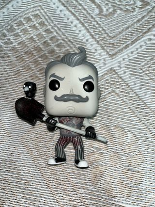 Funko Pop Neighbor Mr. Peterson