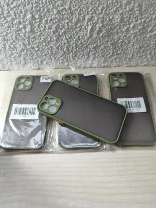 Funda iPhone Verde Translúcida