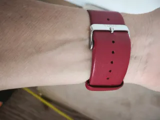 Reloj Tous Brazalete Cuero Rojo