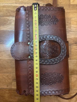 Bolso Piel Antiguo Adornado