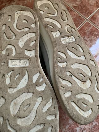 Alexander McQueen Zapatillas Oversized Gris/Blanco