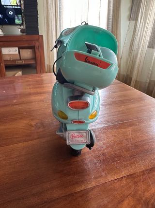 Moto Barbie color menta