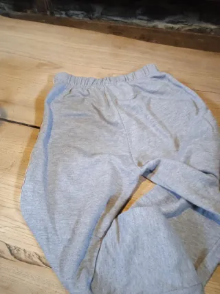 Pantalones de deporte grises