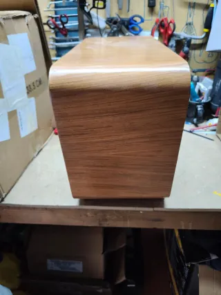 Radio antigua a válvulas