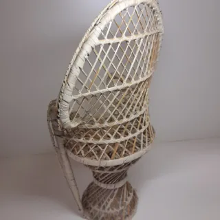 Sedia in vimini bianca