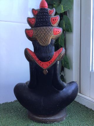 Figura escayola pintada mano 42cm altura