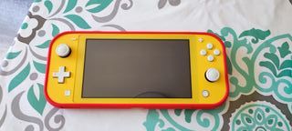 Nintendo Switch Lite. Comprada Diciembre 2025