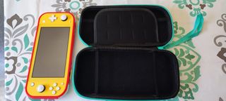 Nintendo Switch Lite. Comprada Diciembre 2025